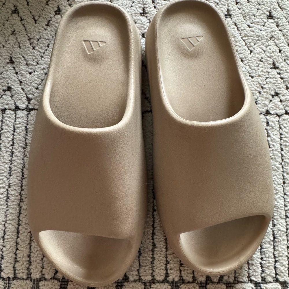 Adidas Yeezy Slides Pure Tan/Cream